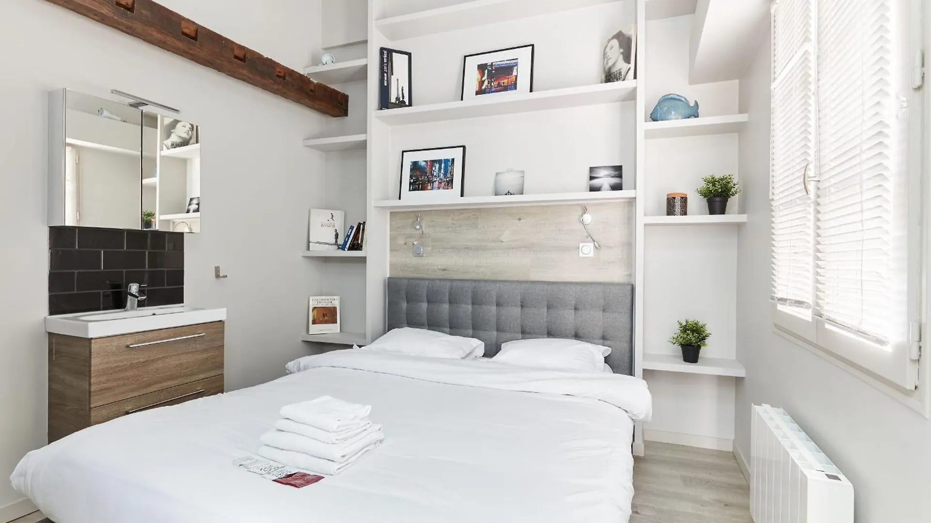 Jardin Du Luxembourg With Balcony - Cityapartmentstay